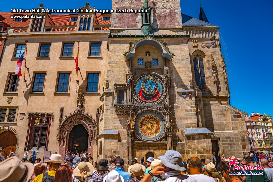 Old Town Hall & Astronomical Clock